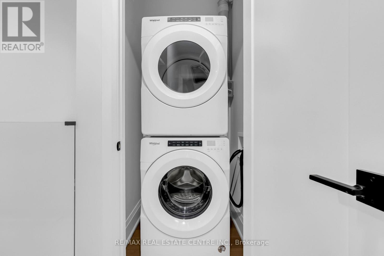 2 - 59 Charles Street, Newmarket (Central Newmarket), Ontario  L3Y 3V7 - Photo 47 - N12867456