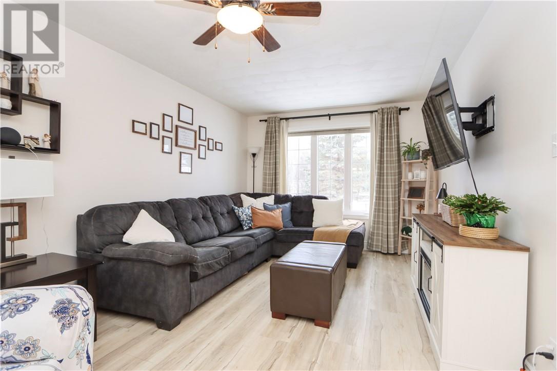 254 Leroux Street, Chelmsford, Ontario  P0M 1L0 - Photo 14 - 2126715