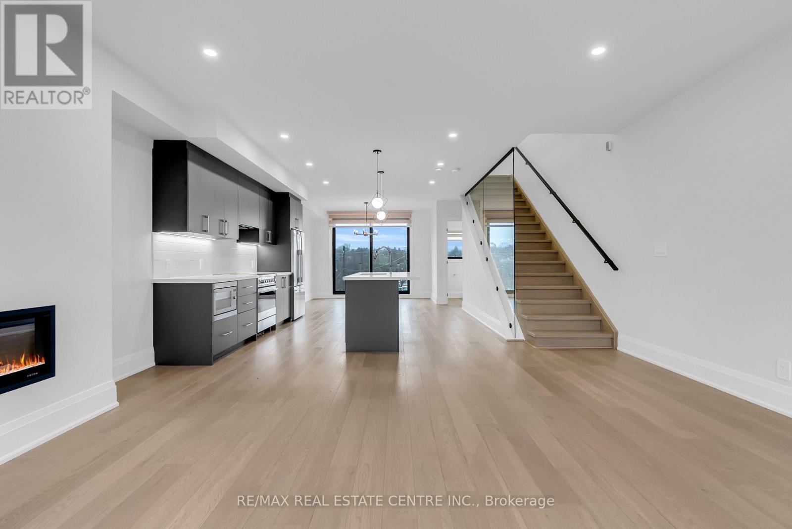 2 - 59 Charles Street, Newmarket (Central Newmarket), Ontario  L3Y 3V7 - Photo 29 - N12867456