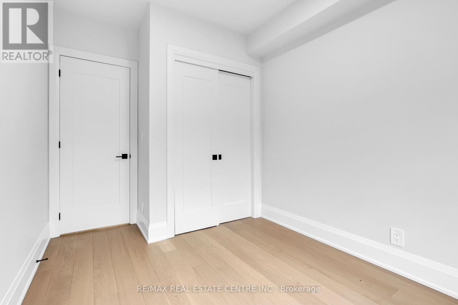 2 - 59 Charles Street, Newmarket (Central Newmarket), Ontario  L3Y 3V7 - Photo 41 - N12866748