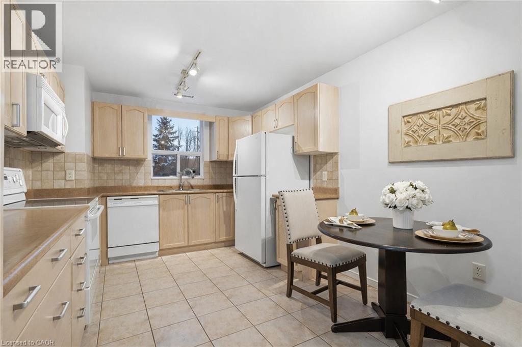 2085 Amherst Heights Drive Unit# 208, Burlington, Ontario  L7P 5C2 - Photo 14 - 40799295