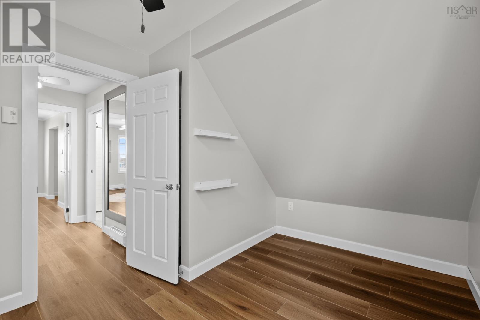 18 Forest Hill Drive, Halifax, Nova Scotia  B3M 1X4 - Photo 32 - 202604405