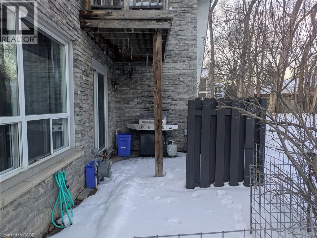 973 Francis Road Unit# 1, Burlington, Ontario  L7T 3Z1 - Photo 2 - 40802405