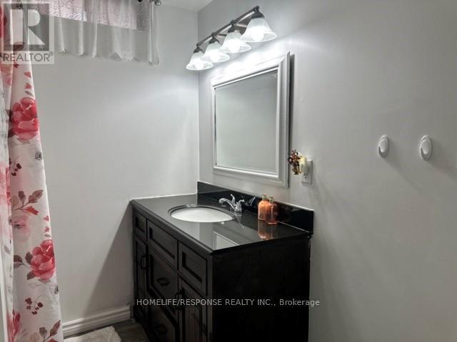 16 Cochrane Avenue, Brampton, Ontario  L6Z 4J4 - Photo 41 - W12873446