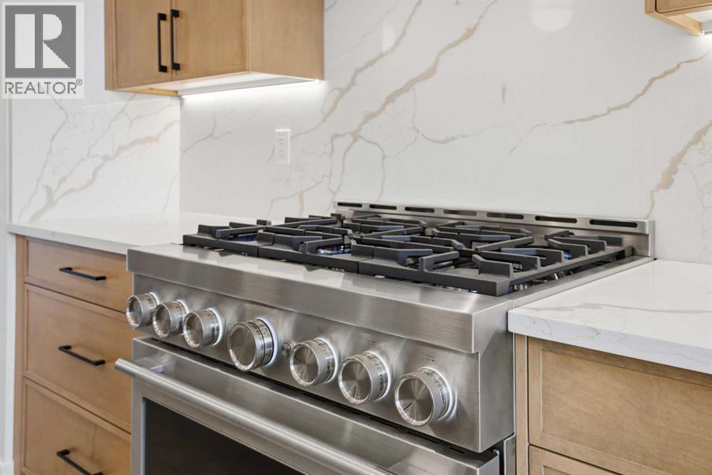 806 23 Avenue Se, Calgary, Alberta  T2G 1N8 - Photo 9 - A2292359