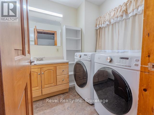 Lorem Ipsum Dolor, Bonfield, Ontario  P0H  - Photo 31 - DEMO29461397