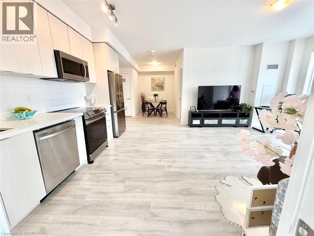 4675 Metcalfe Avenue Unit# 1207, Peel, Ontario  L5M 0Z8 - Photo 2 - 40811519