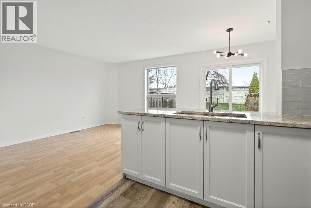 39 Foxborough Drive, Ancaster, Ontario  L9G 4Y9 - Photo 10 - 40810632