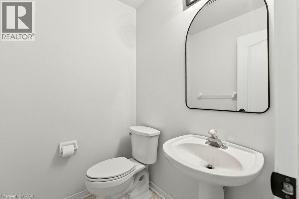 39 Foxborough Drive, Ancaster, Ontario  L9G 4Y9 - Photo 4 - 40810632