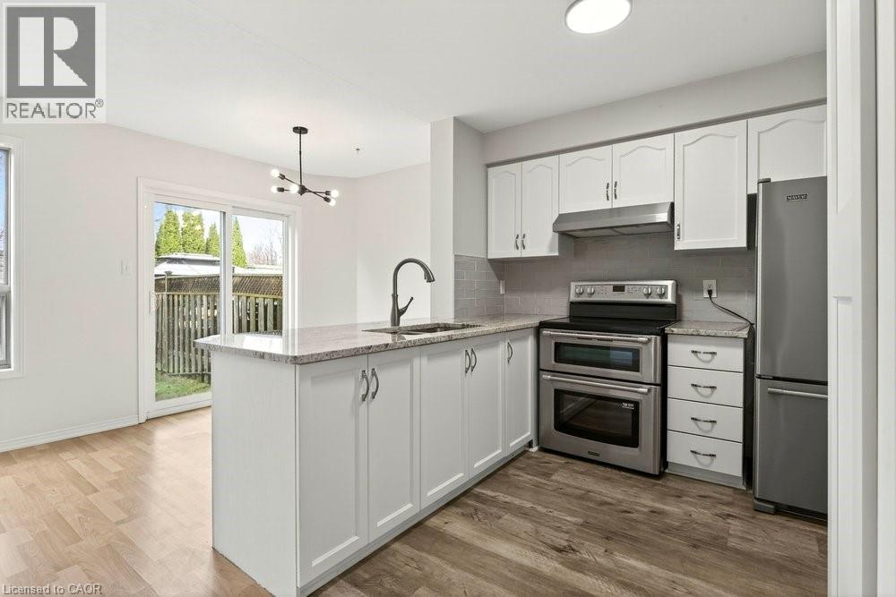 39 Foxborough Drive, Ancaster, Ontario  L9G 4Y9 - Photo 5 - 40810632