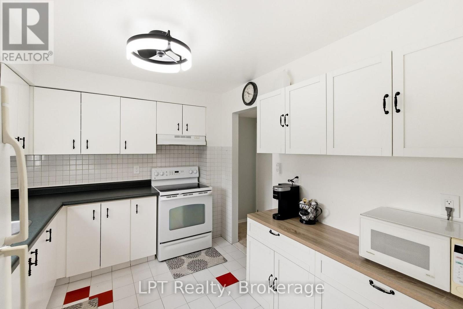 152 Ravenscroft Road, Ajax, Ontario  L1T 1Y1 - Photo 13 - E12874988