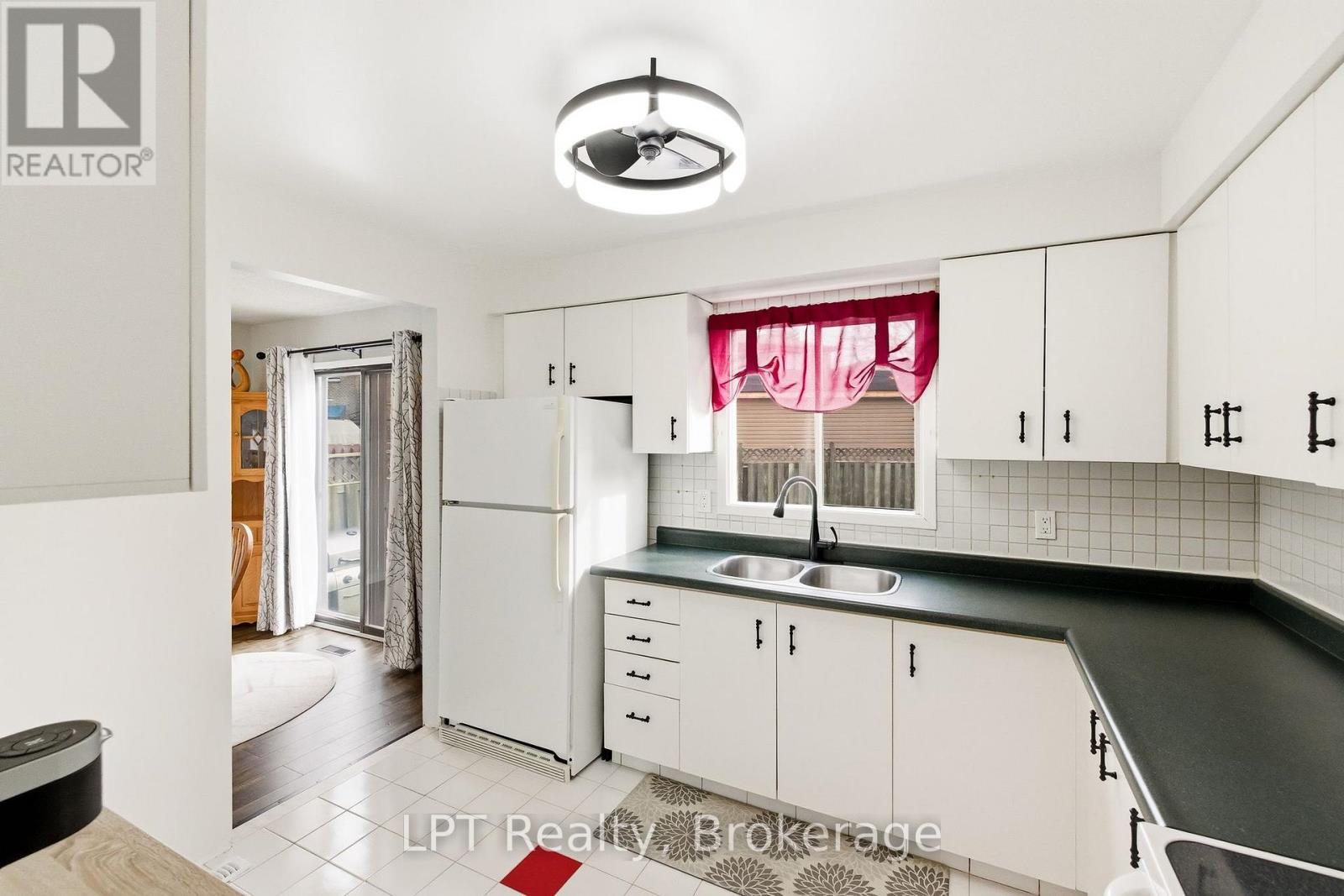 152 Ravenscroft Road, Ajax, Ontario  L1T 1Y1 - Photo 15 - E12874988