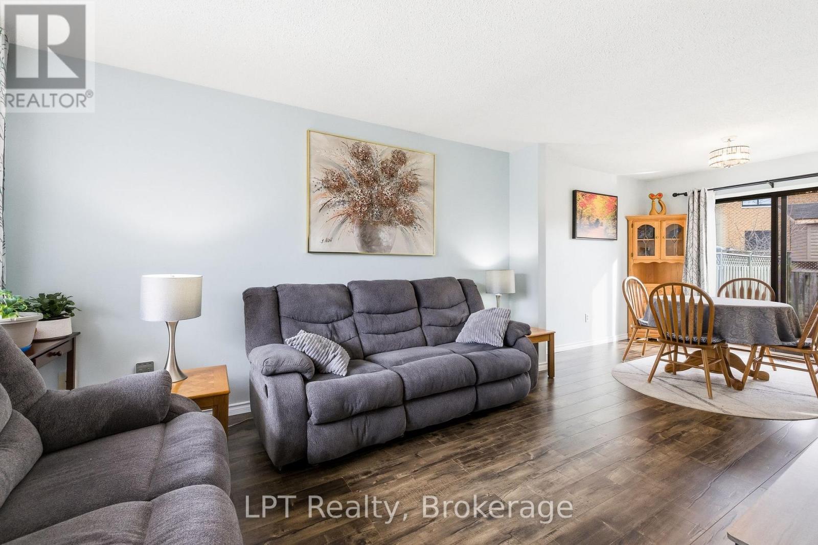 152 Ravenscroft Road, Ajax, Ontario  L1T 1Y1 - Photo 7 - E12874988