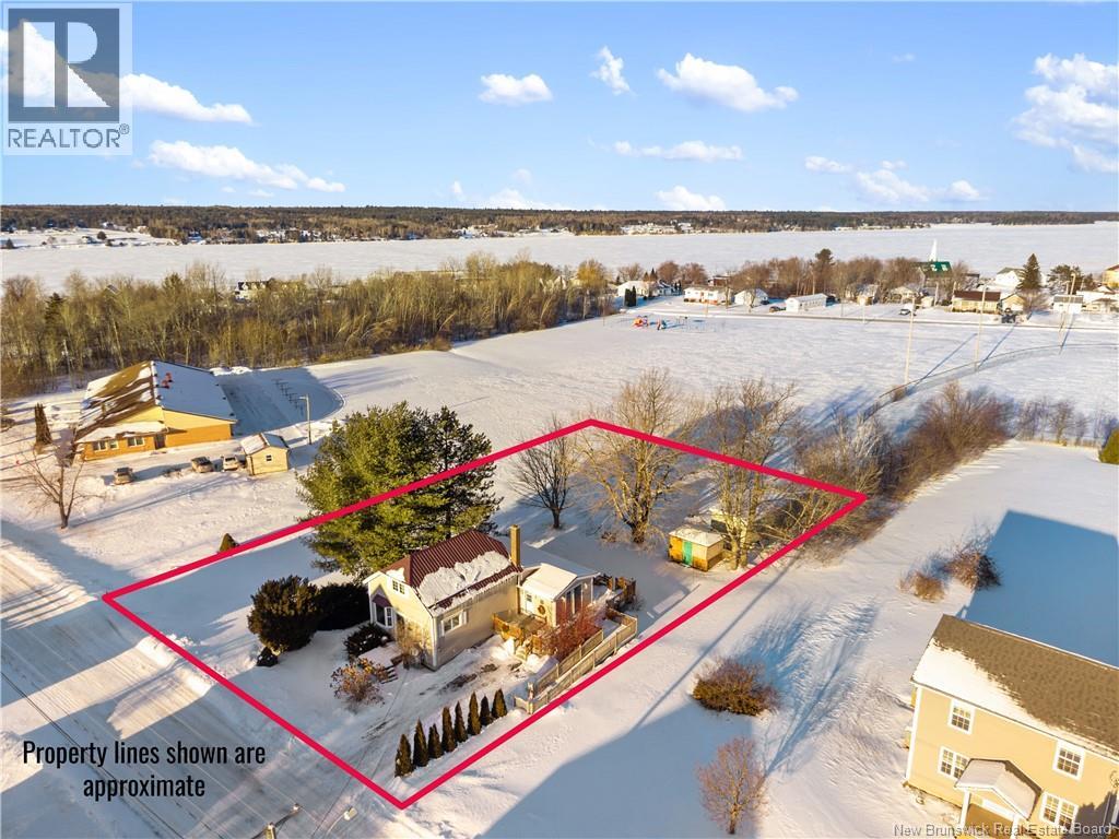 34 Manse Street, Miramichi, New Brunswick  E1N 4H1 - Photo 5 - NB132651