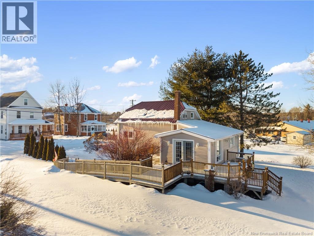 34 Manse Street, Miramichi, New Brunswick  E1N 4H1 - Photo 3 - NB132651