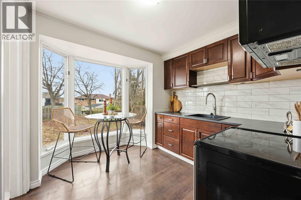 717 Oakdale Avenue, Sarnia, Ontario  N7V 2B1 - Photo 13 - 26004687