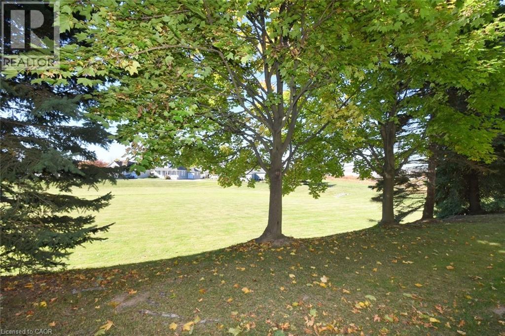 600 Silverbirch Boulevard Unit# 102, Hamilton, Ontario  L0R 1W0 - Photo 35 - 40779975