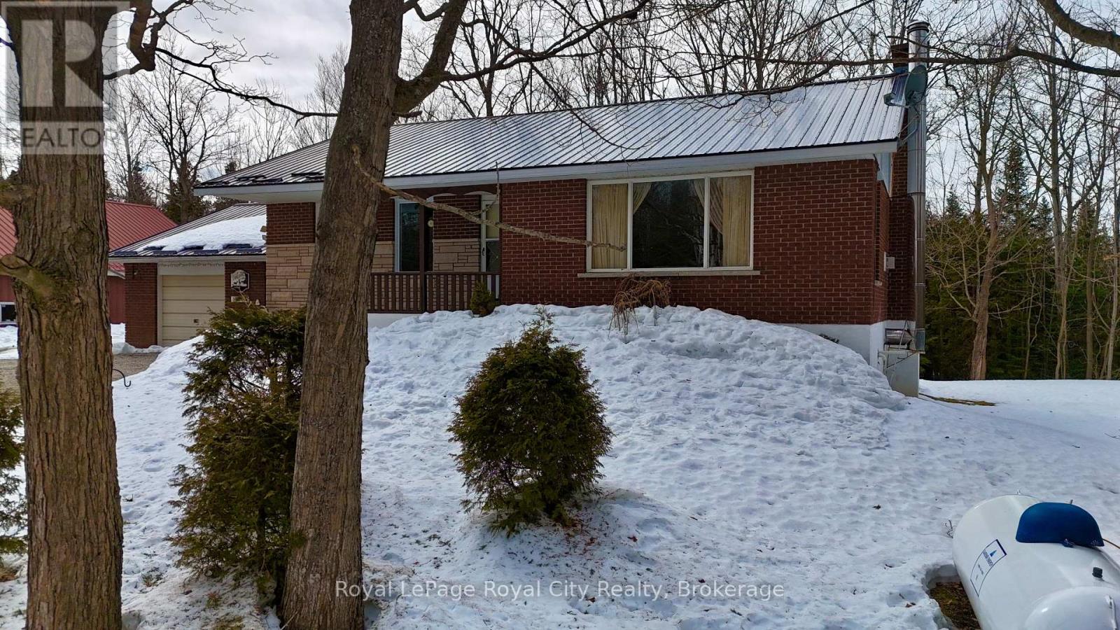 3527 6 Highway, Northern Bruce Peninsula, Ontario  N0H 1W0 - Photo 6 - X12874868