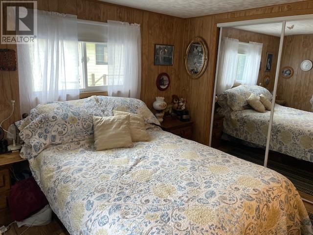 807 3rd Avenue S, South Bruce Peninsula, Ontario  N0H 2G0 - Photo 12 - X12874870