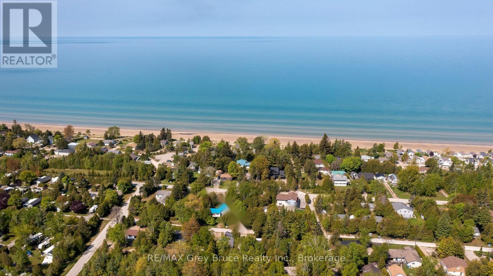 807 3rd Avenue S, South Bruce Peninsula, Ontario  N0H 2G0 - Photo 4 - X12874870