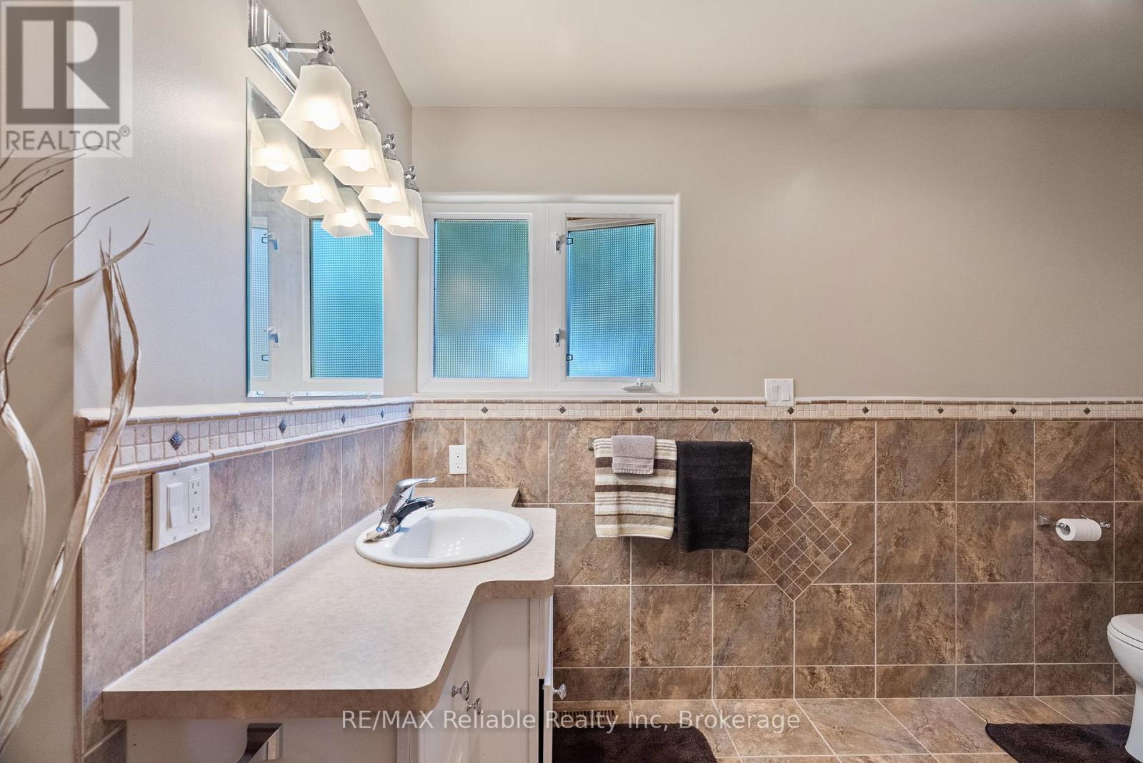 77556 Melena Drive, Bluewater (Bayfield), Ontario  N0M 1G0 - Photo 20 - X12874882