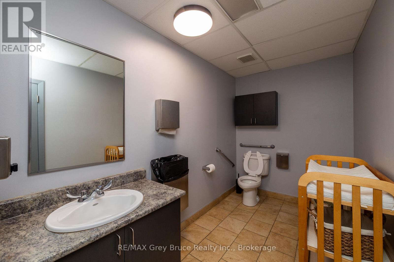 827 2nd Avenue E, Owen Sound, Ontario  N4K 2H2 - Photo 27 - X12874896