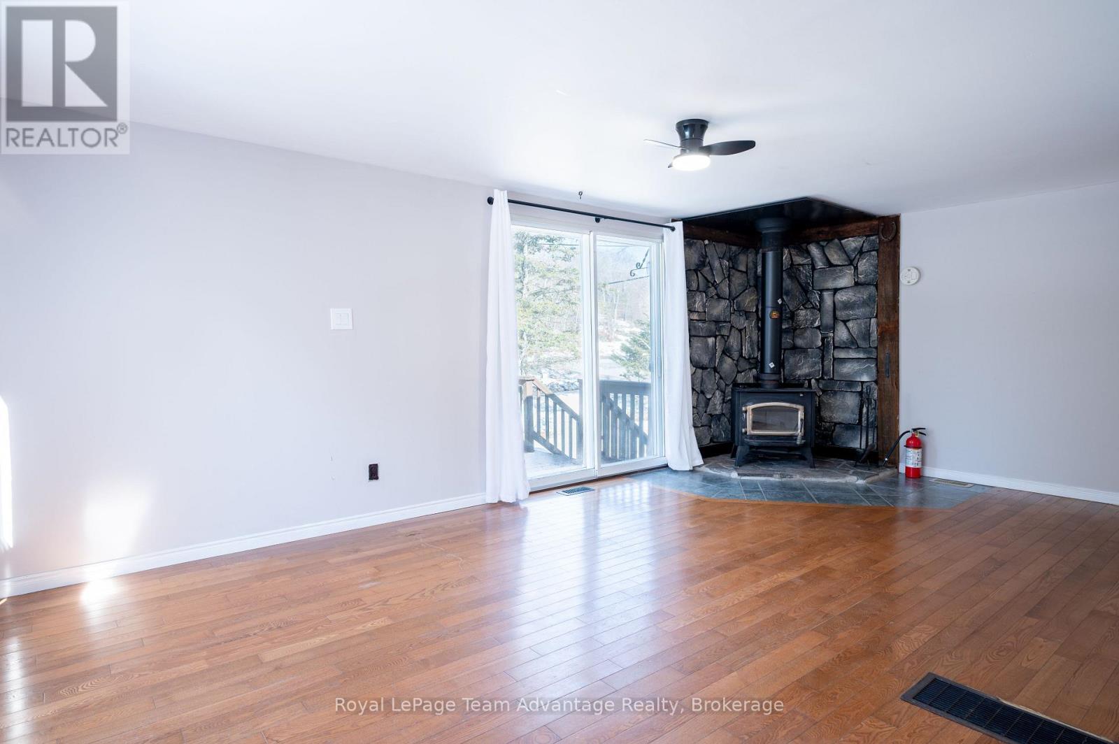 2 Deep Bay Drive, Carling, Ontario  P0G 1G0 - Photo 11 - X12874966