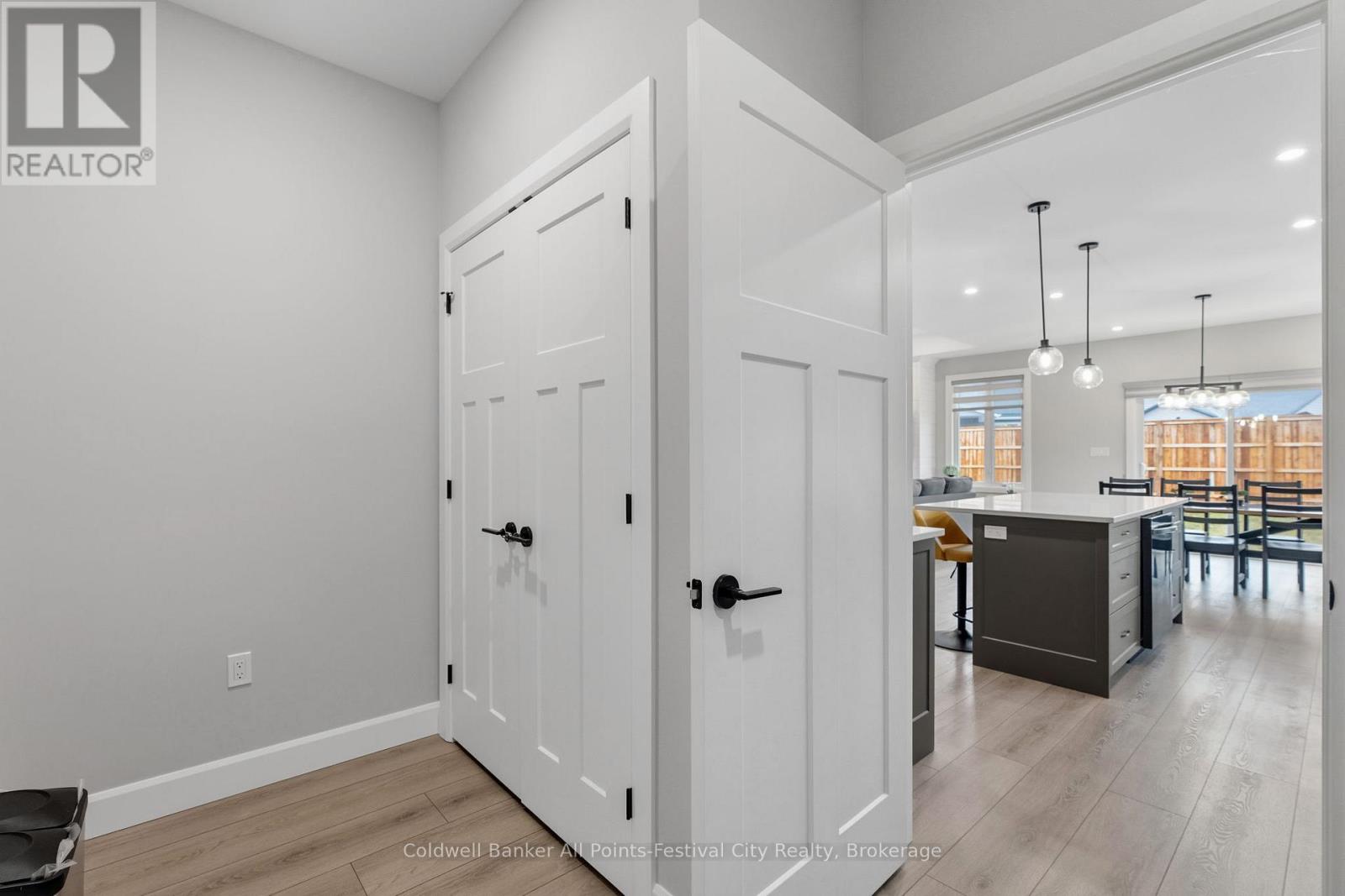 467 Warren Street, Goderich (Goderich (Town)), Ontario  N7A 3W4 - Photo 25 - X12875010