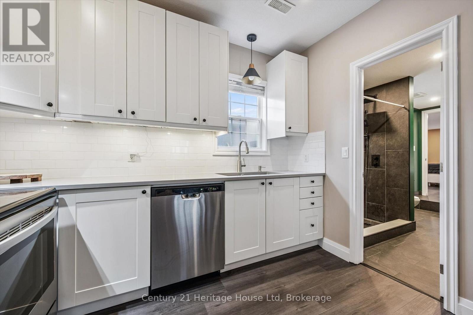 16 Hooper Street, Guelph (St. Patrick's Ward), Ontario  N1E 5W5 - Photo 22 - X12875110