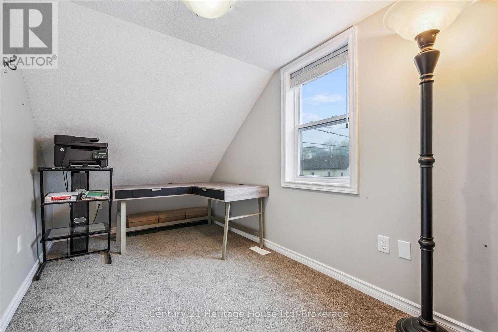 16 Hooper Street, Guelph (St. Patrick's Ward), Ontario  N1E 5W5 - Photo 33 - X12875110