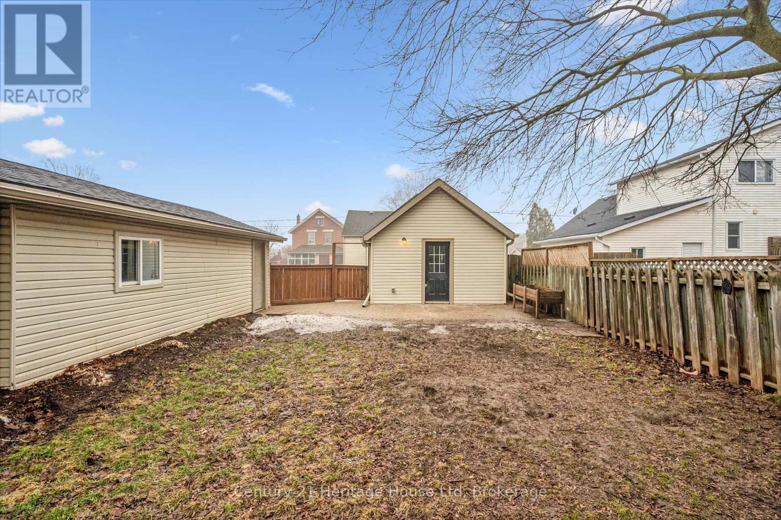 16 Hooper Street, Guelph (St. Patrick's Ward), Ontario  N1E 5W5 - Photo 39 - X12875110