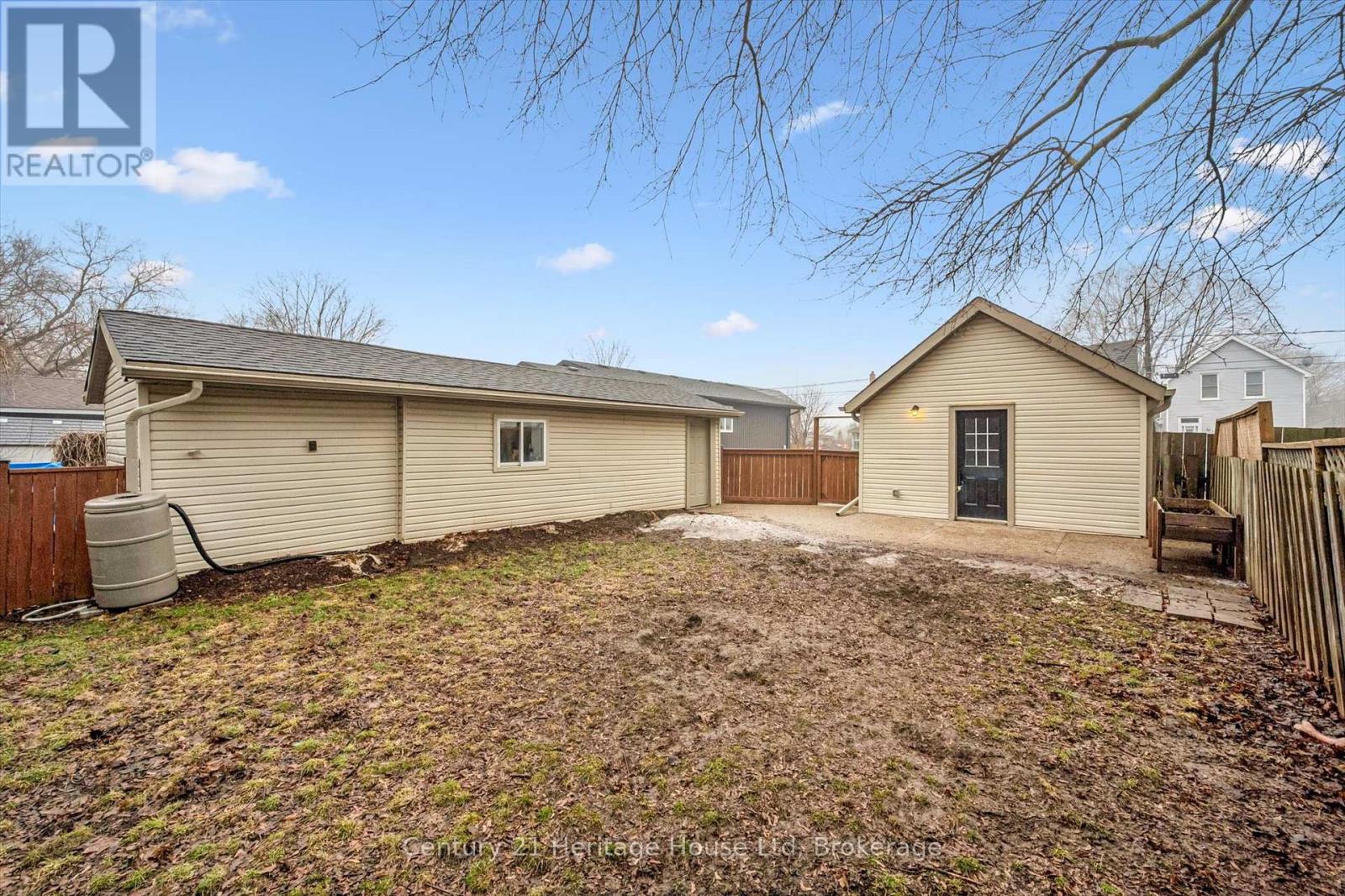 16 Hooper Street, Guelph (St. Patrick's Ward), Ontario  N1E 5W5 - Photo 40 - X12875110