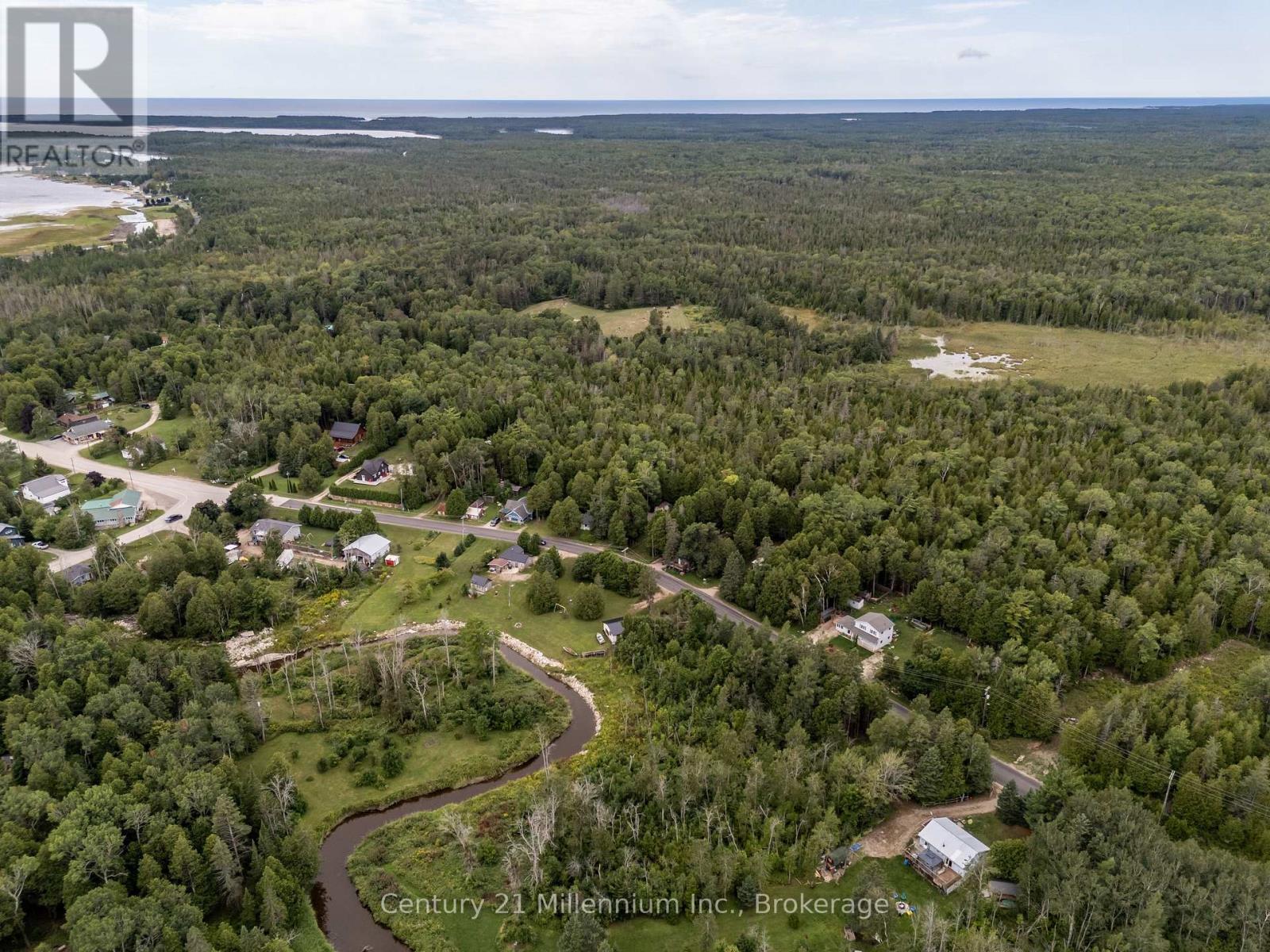 624 Stokes Bay Road, Northern Bruce Peninsula, Ontario  N0H 1W0 - Photo 5 - X12875136