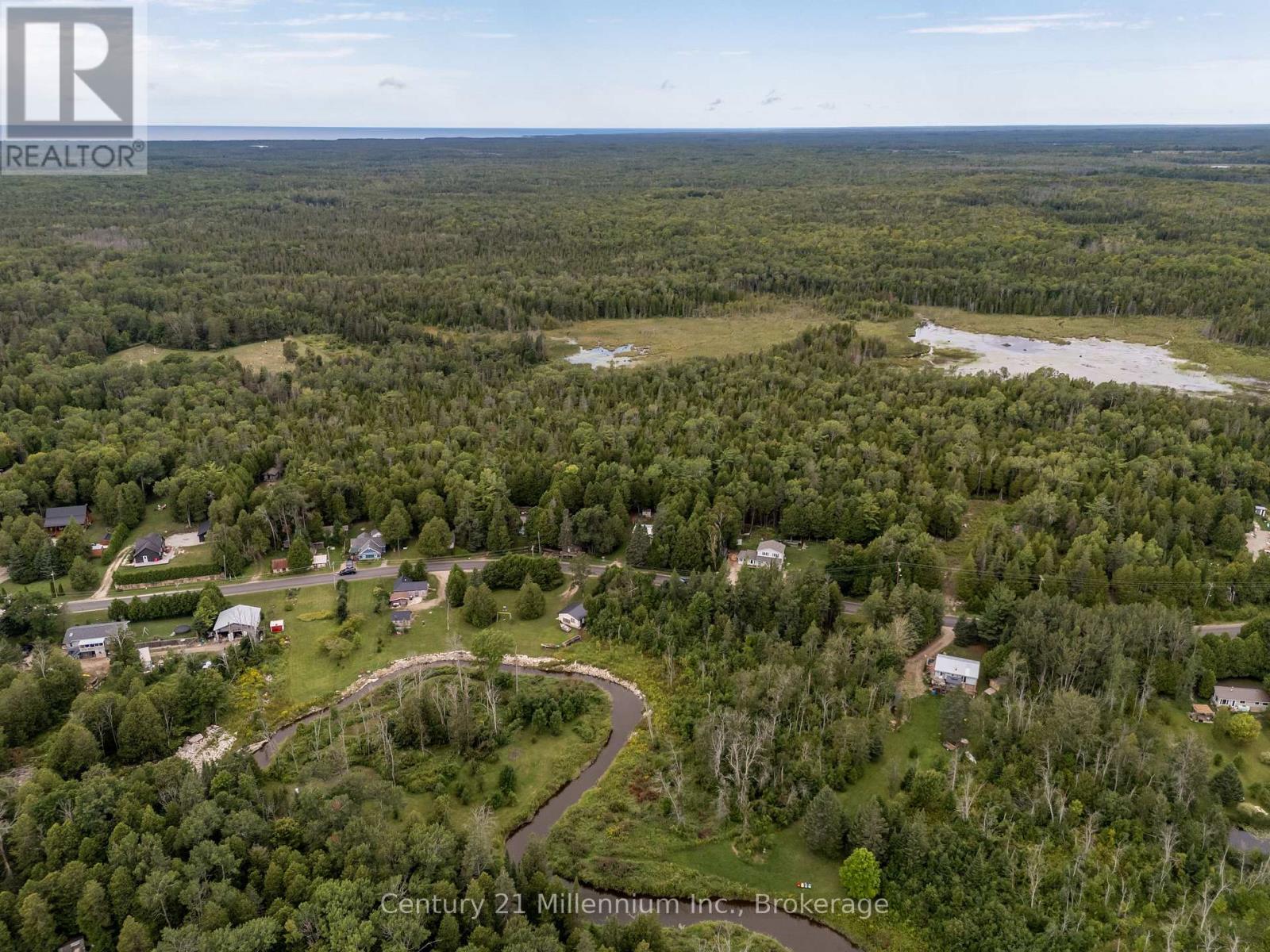 624 Stokes Bay Road, Northern Bruce Peninsula, Ontario  N0H 1W0 - Photo 6 - X12875136