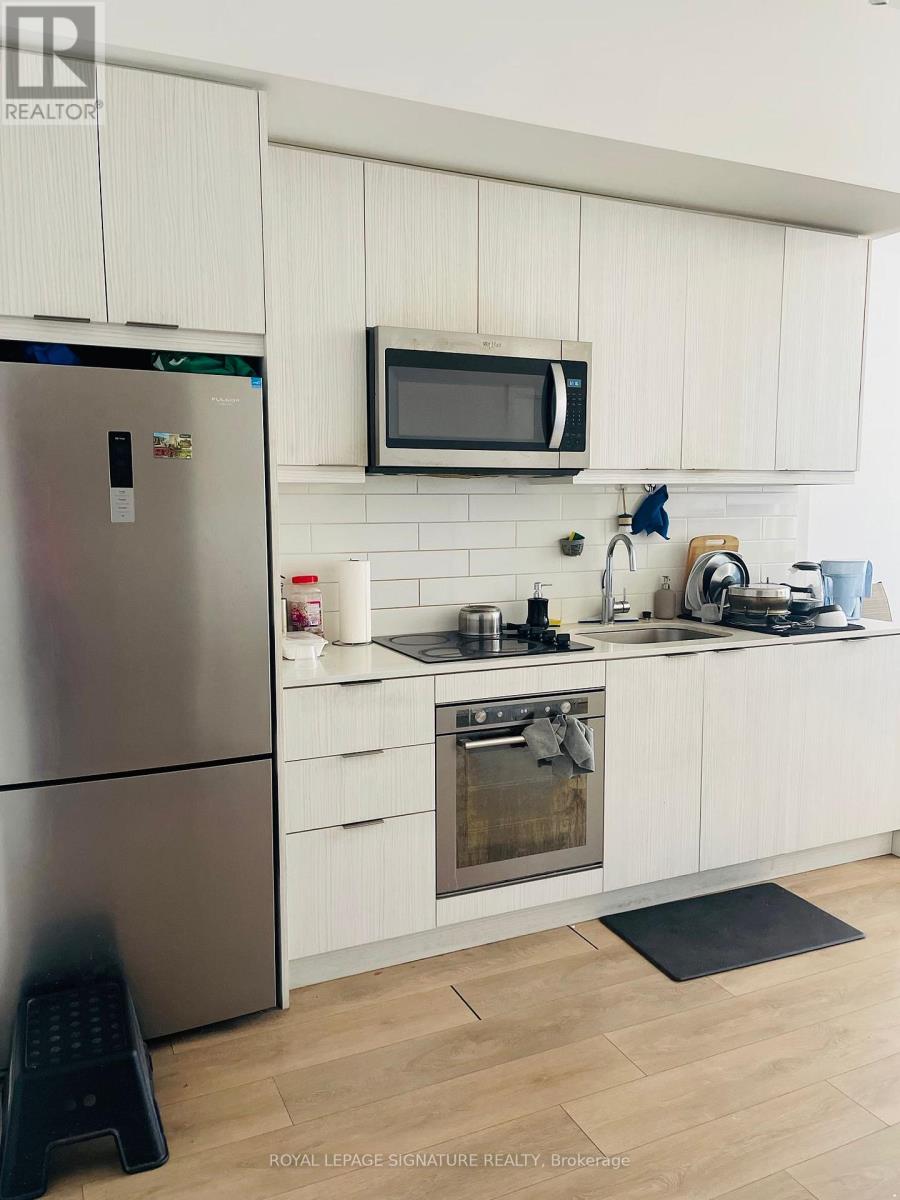 301 - 38 Forest Manor Road, Toronto, Ontario  M2J 1M1 - Photo 3 - C12874826