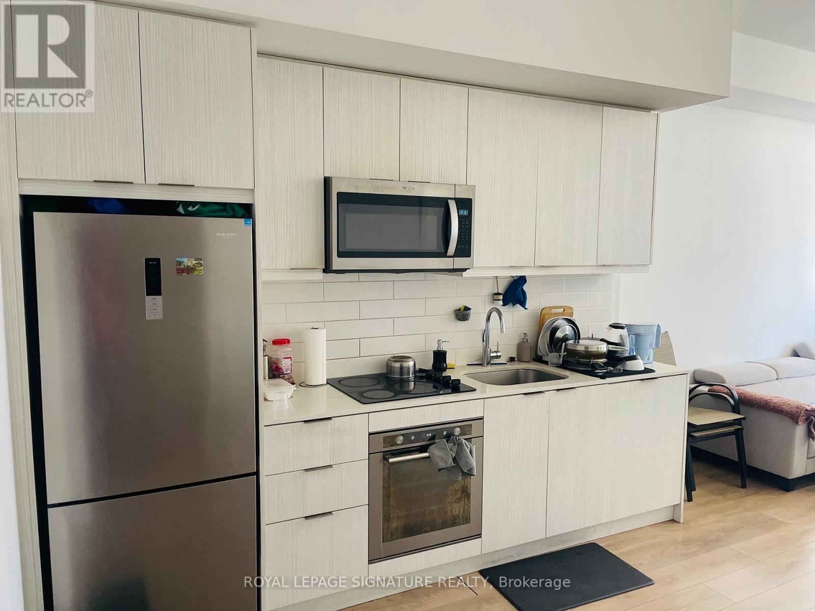 301 - 38 Forest Manor Road, Toronto, Ontario  M2J 1M1 - Photo 4 - C12874826