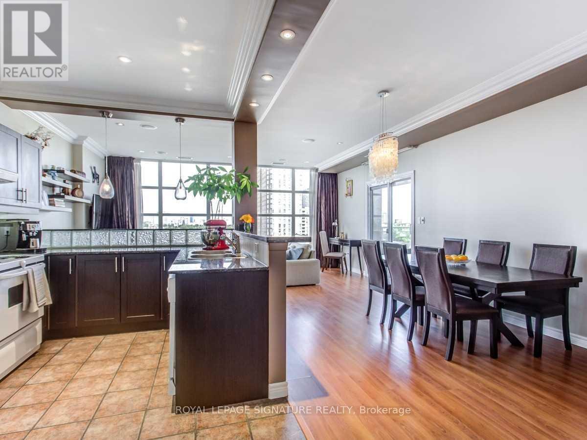 513 - 1 Leaside Park Drive, Toronto (Leaside), Ontario  M4H 1R1 - Photo 4 - C12874862