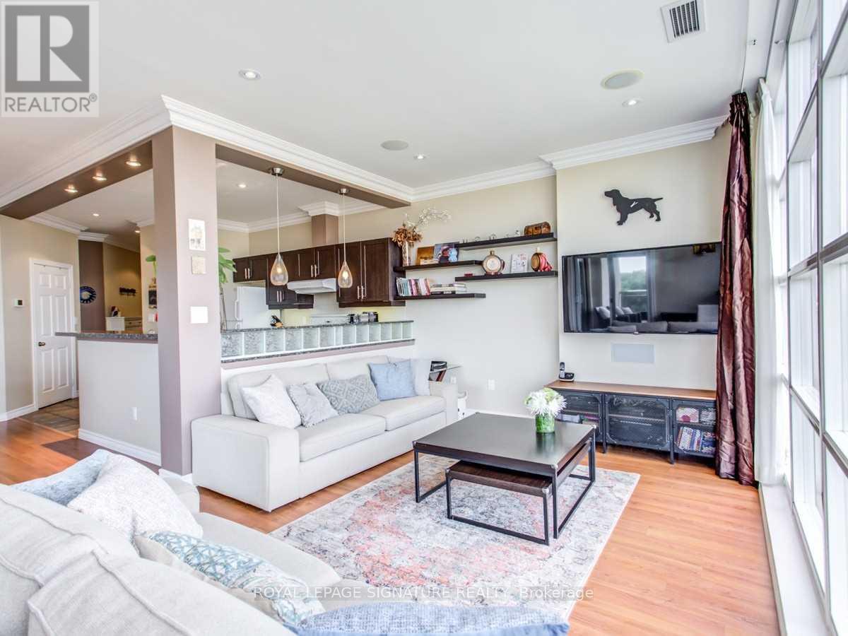 513 - 1 Leaside Park Drive, Toronto (Leaside), Ontario  M4H 1R1 - Photo 8 - C12874862