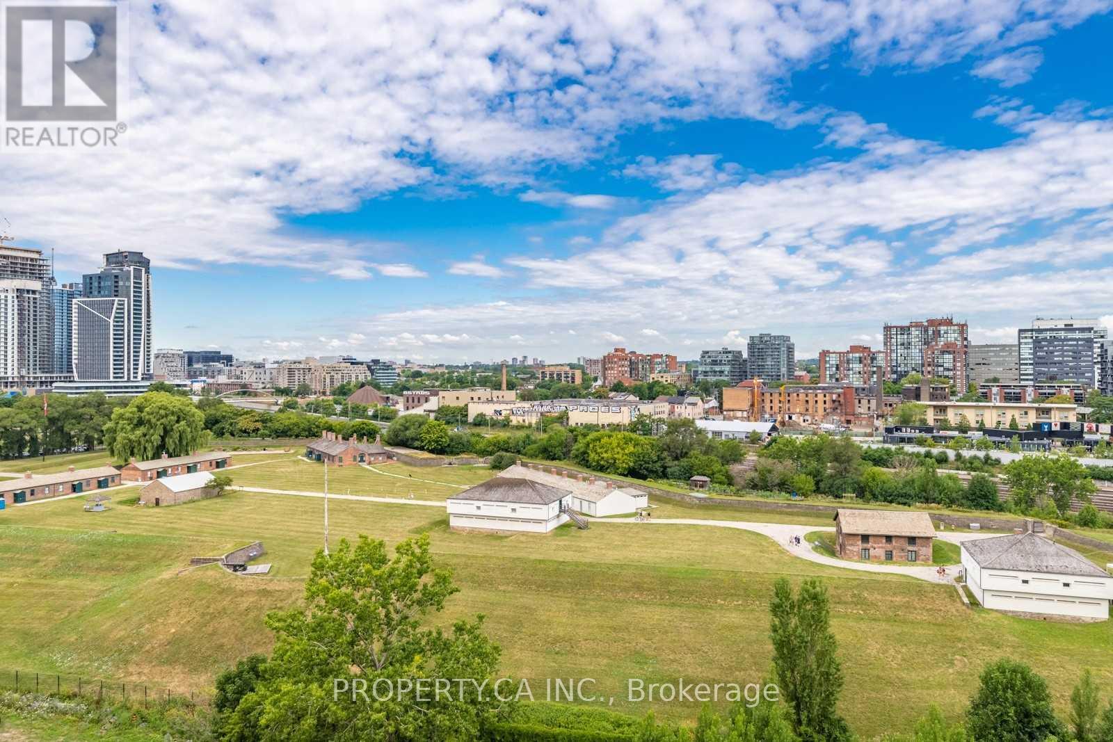 728 - 169 Fort York Boulevard, Toronto (Waterfront Communities), Ontario  M5V 0C8 - Photo 24 - C12875164
