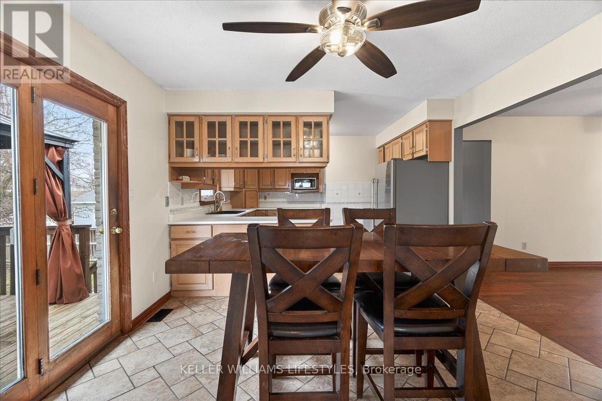 404 Ontario Street, Warwick, Ontario  N0M 2S0 - Photo 22 - X12874810