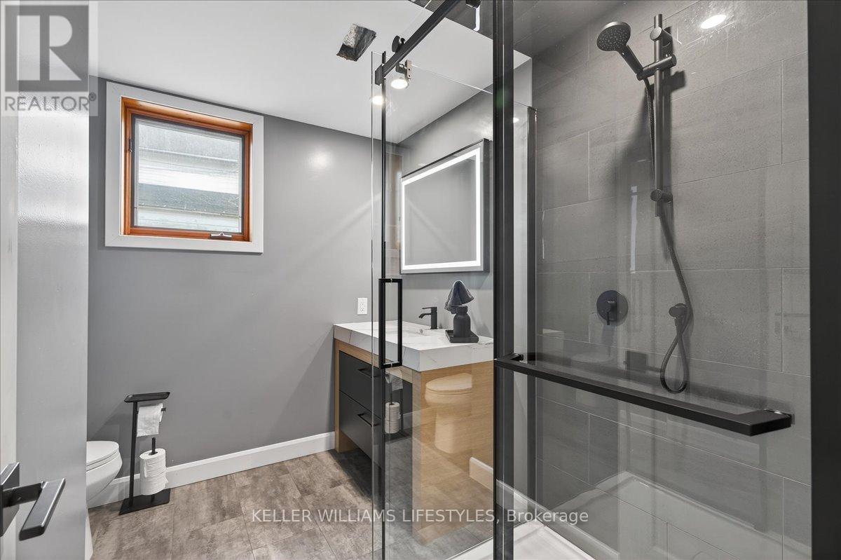 404 Ontario Street, Warwick, Ontario  N0M 2S0 - Photo 26 - X12874810