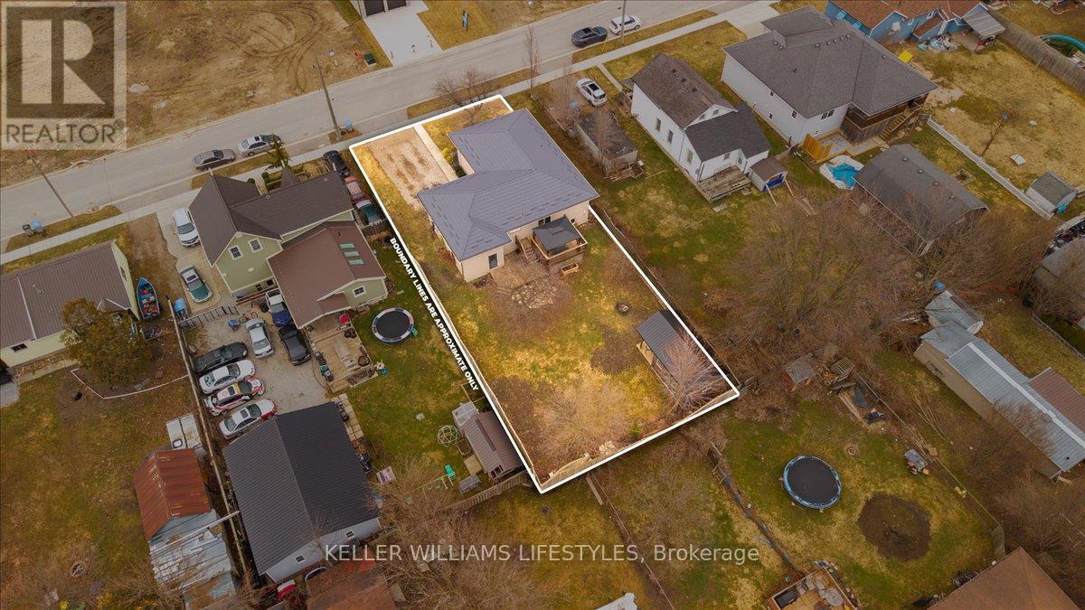 404 Ontario Street, Warwick, Ontario  N0M 2S0 - Photo 35 - X12874810