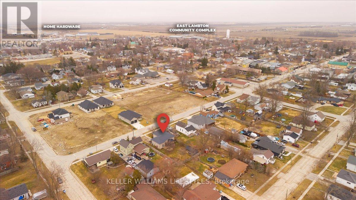 404 Ontario Street, Warwick, Ontario  N0M 2S0 - Photo 38 - X12874810