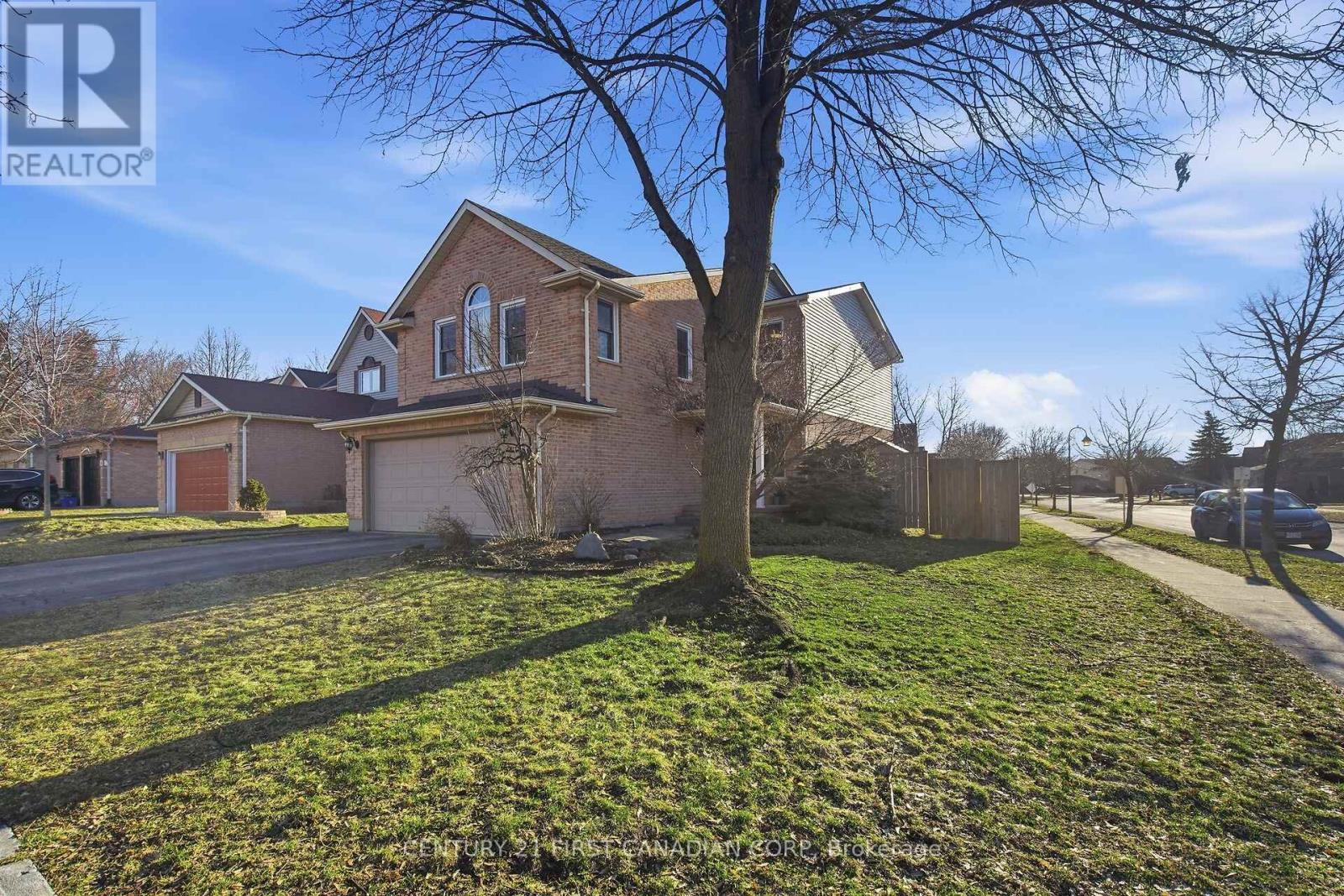 47 Meadowridge Road, London North, Ontario  N6H 5E6 - Photo 2 - X12874874