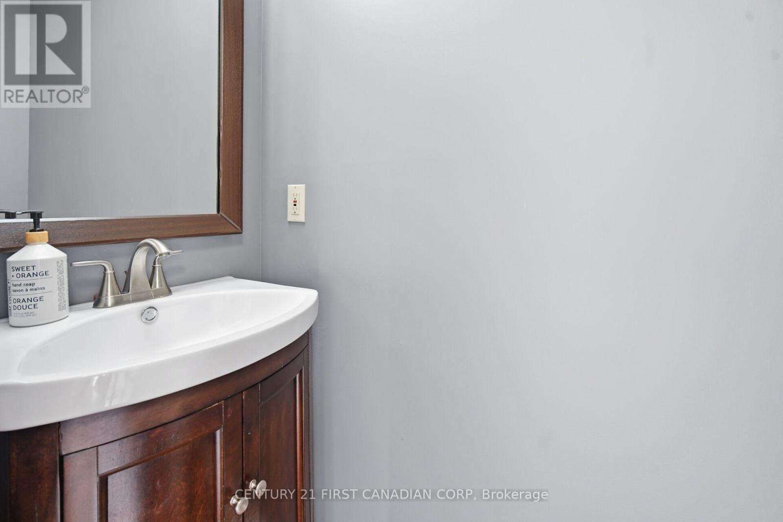 47 Meadowridge Road, London North, Ontario  N6H 5E6 - Photo 20 - X12874874