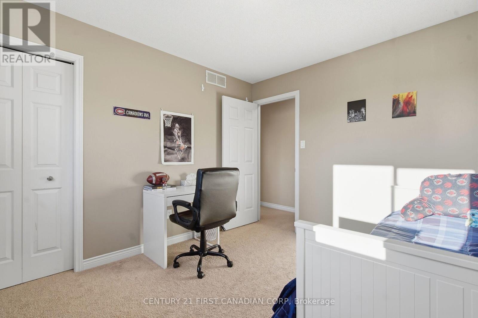 47 Meadowridge Road, London North, Ontario  N6H 5E6 - Photo 31 - X12874874