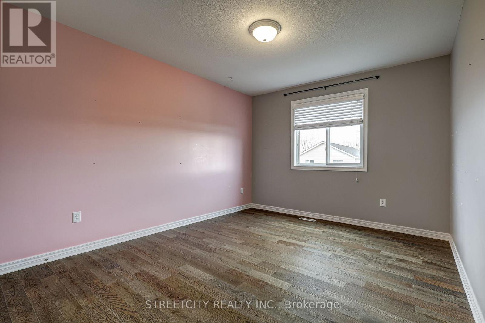 872 Bradshaw Crescent, London North, Ontario  N5X 0B6 - Photo 34 - X12875066