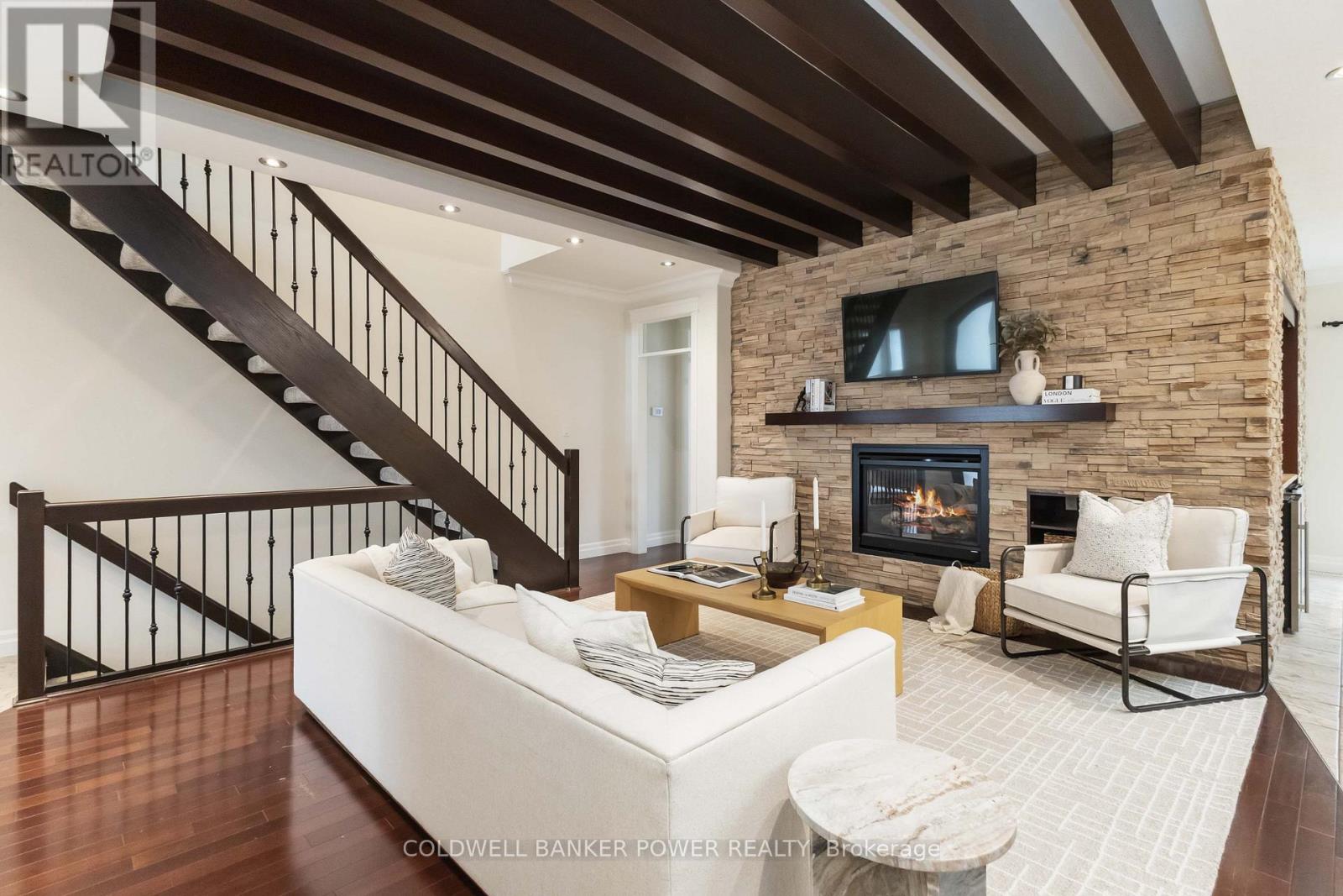 1376 Shore Road, London South (South A), Ontario  N6K 4Z8 - Photo 10 - X12875122