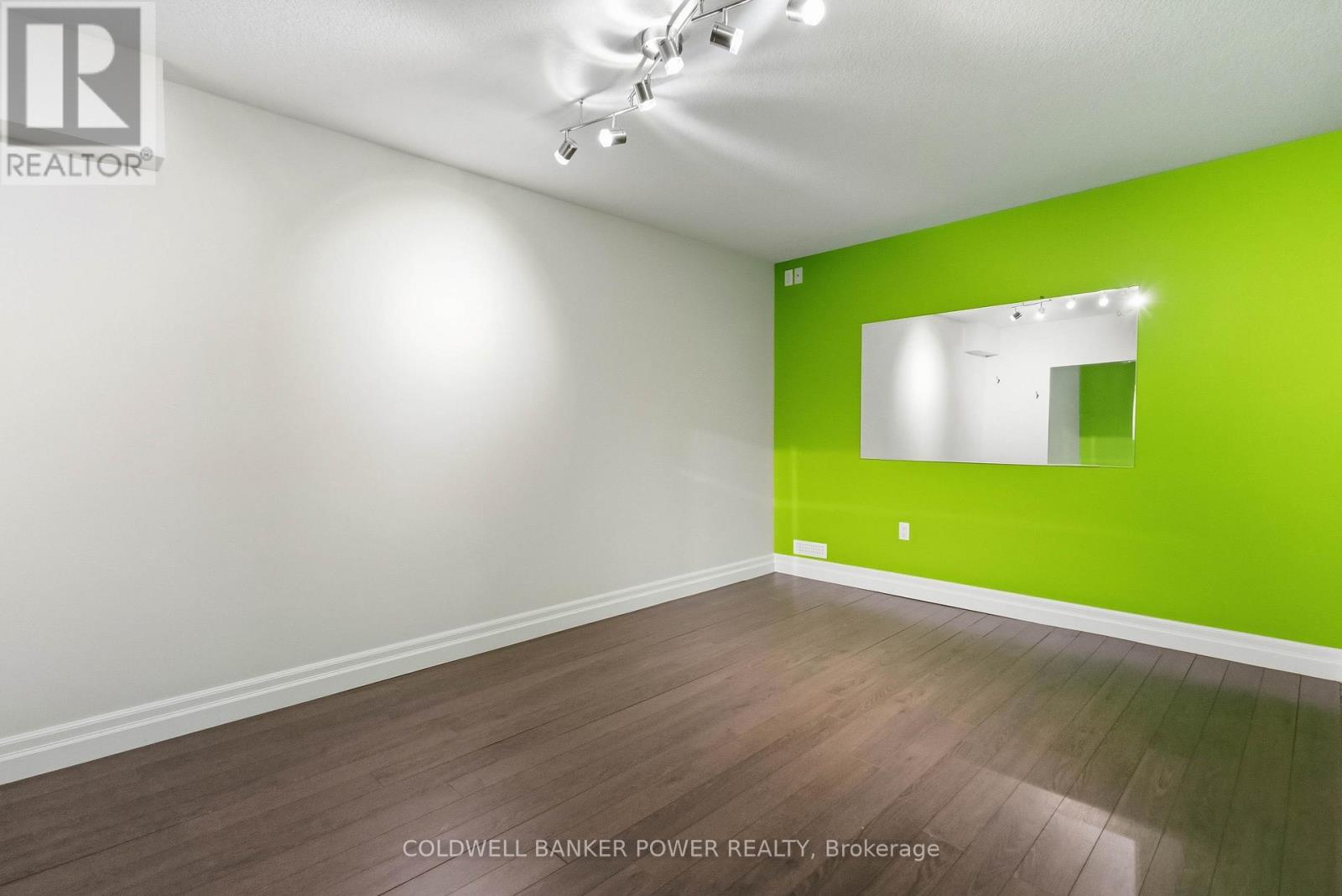 1376 Shore Road, London South (South A), Ontario  N6K 4Z8 - Photo 38 - X12875122