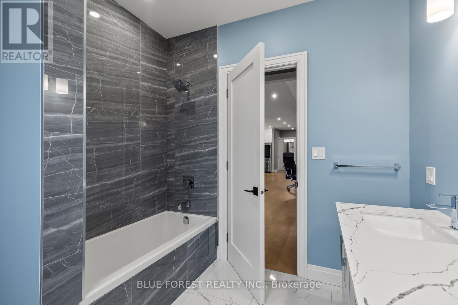 66 August Crescent, Norwich, Ontario  N0J 1R0 - Photo 36 - X12875158